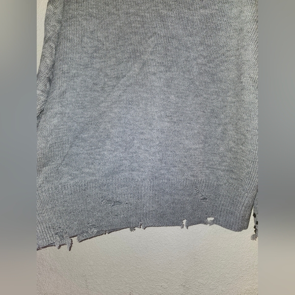 NWT HYFVE "Sterling Cardigan" Button-Up Sweater w/Studs✨️Distressing Gray🩶Large - Picture 13 of 15